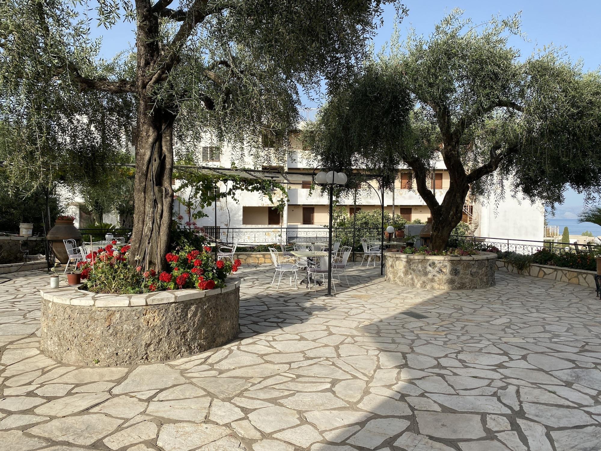 La Calma Hotel Dassia  Exterior foto
